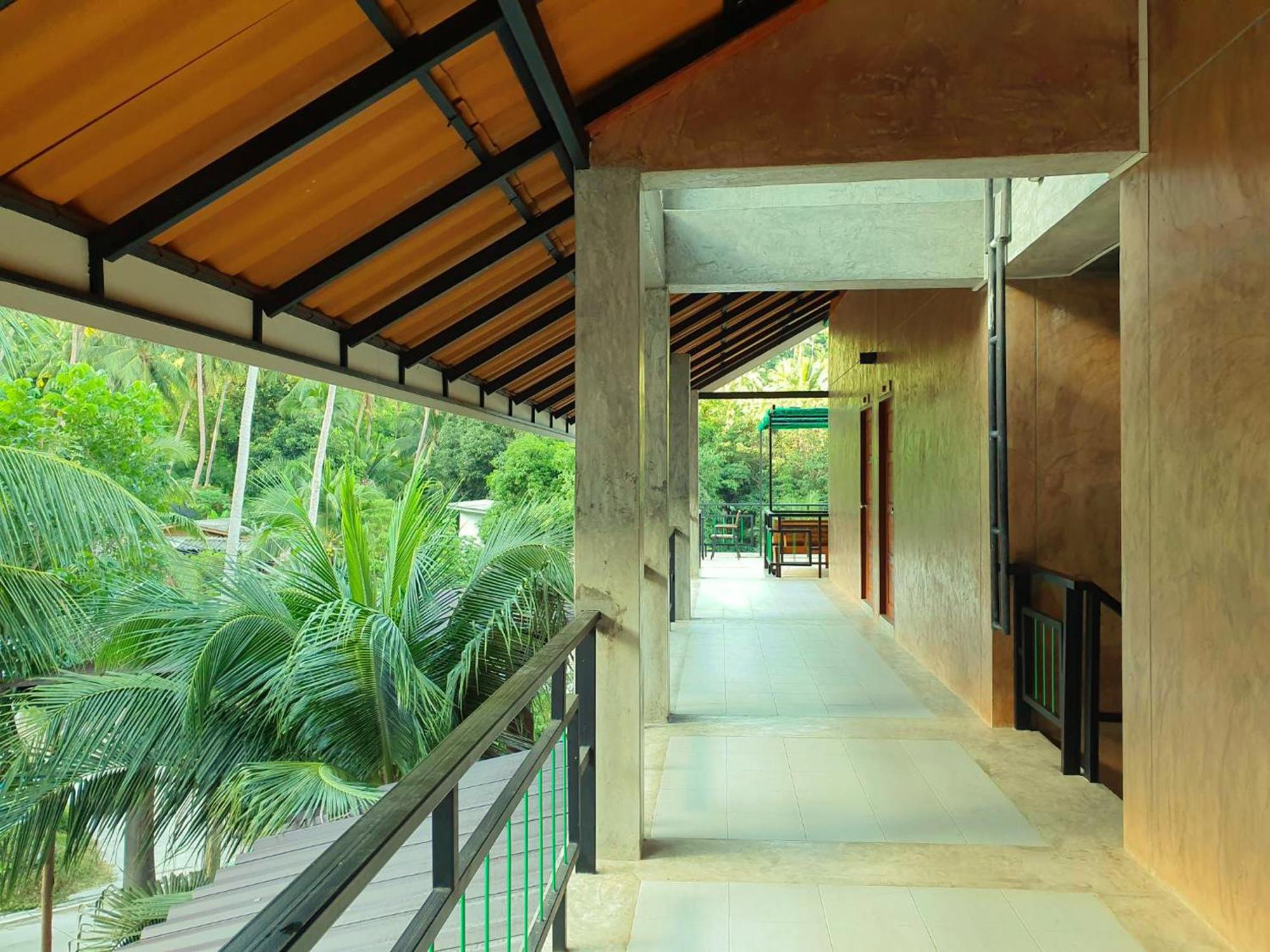 Life Koh Tao Resort Room photo